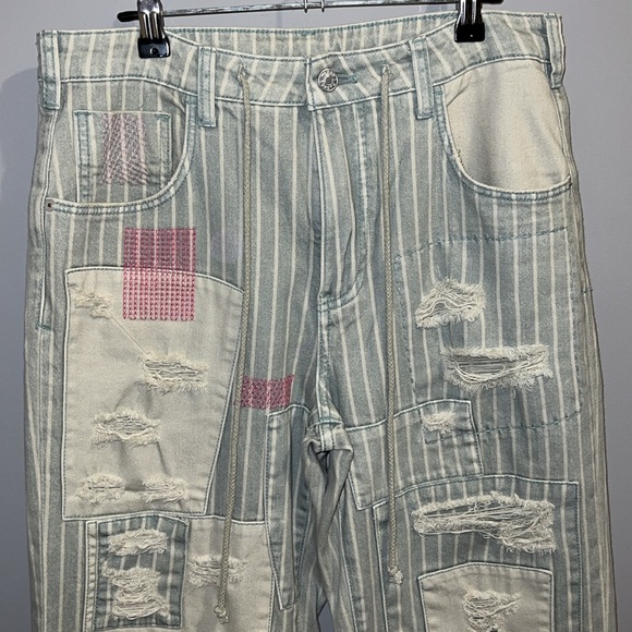 ANTHRO RAILROAD UTILITY PATCHWORK JEANS (28) - Picture 9 of 17